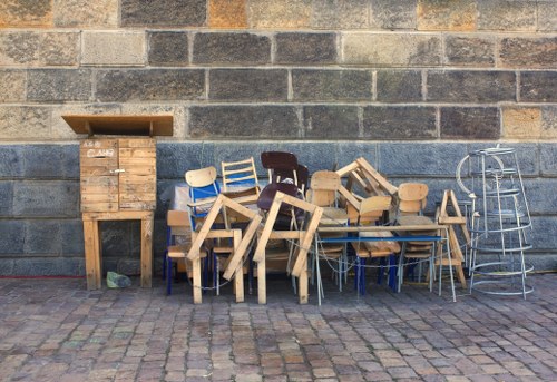 Residential and commercial skip hire options